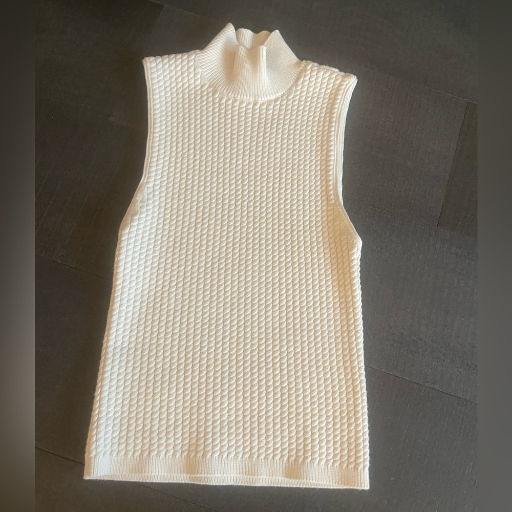 Alice and Olivia sleeveless top